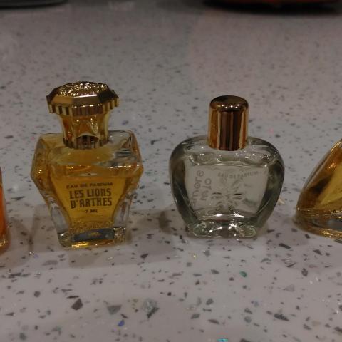 troc de  Miniatures de parfum, sur mytroc