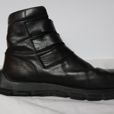 troc de  Boots cuir noires T40, sur mytroc