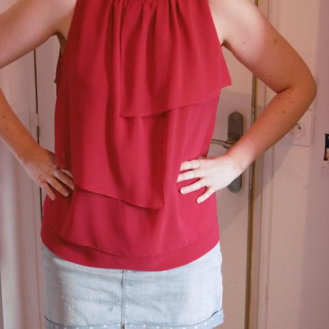 troc de  Top rouge framboise, taille 42, sur mytroc