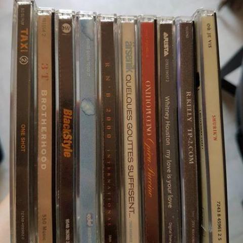 troc de  Donne lot de CD, sur mytroc