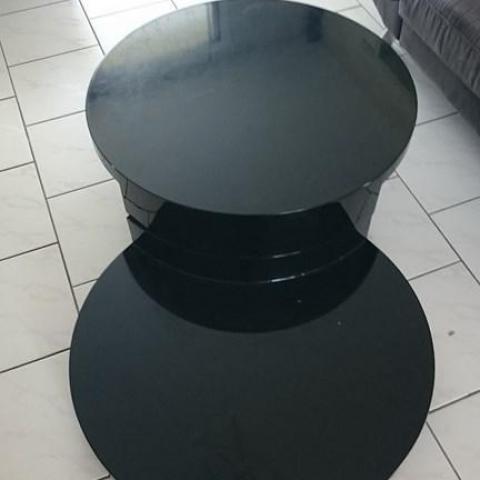 troc de  table basse laquée noire, sur mytroc