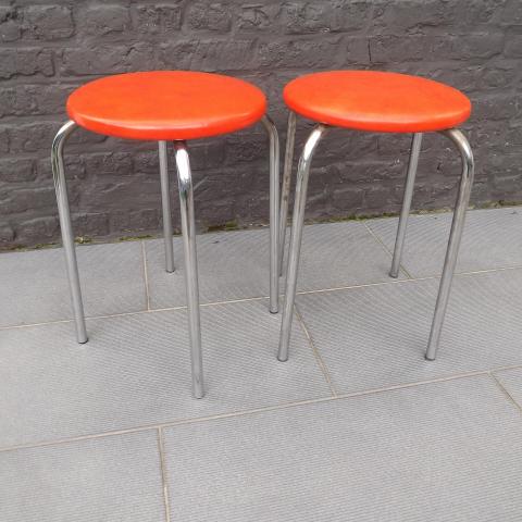 troc de  2 TABOURETS 70' VINTAGE ORANGE, sur mytroc