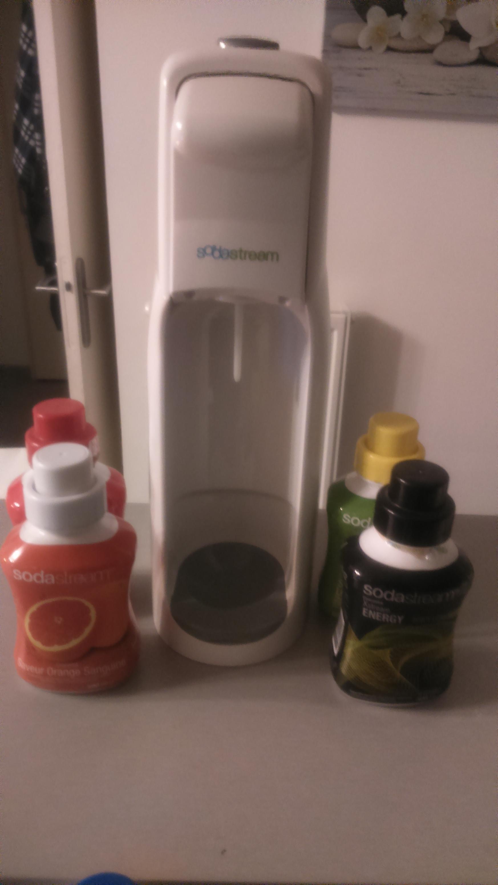 troc de troc sodastream avec ses flacons image 0