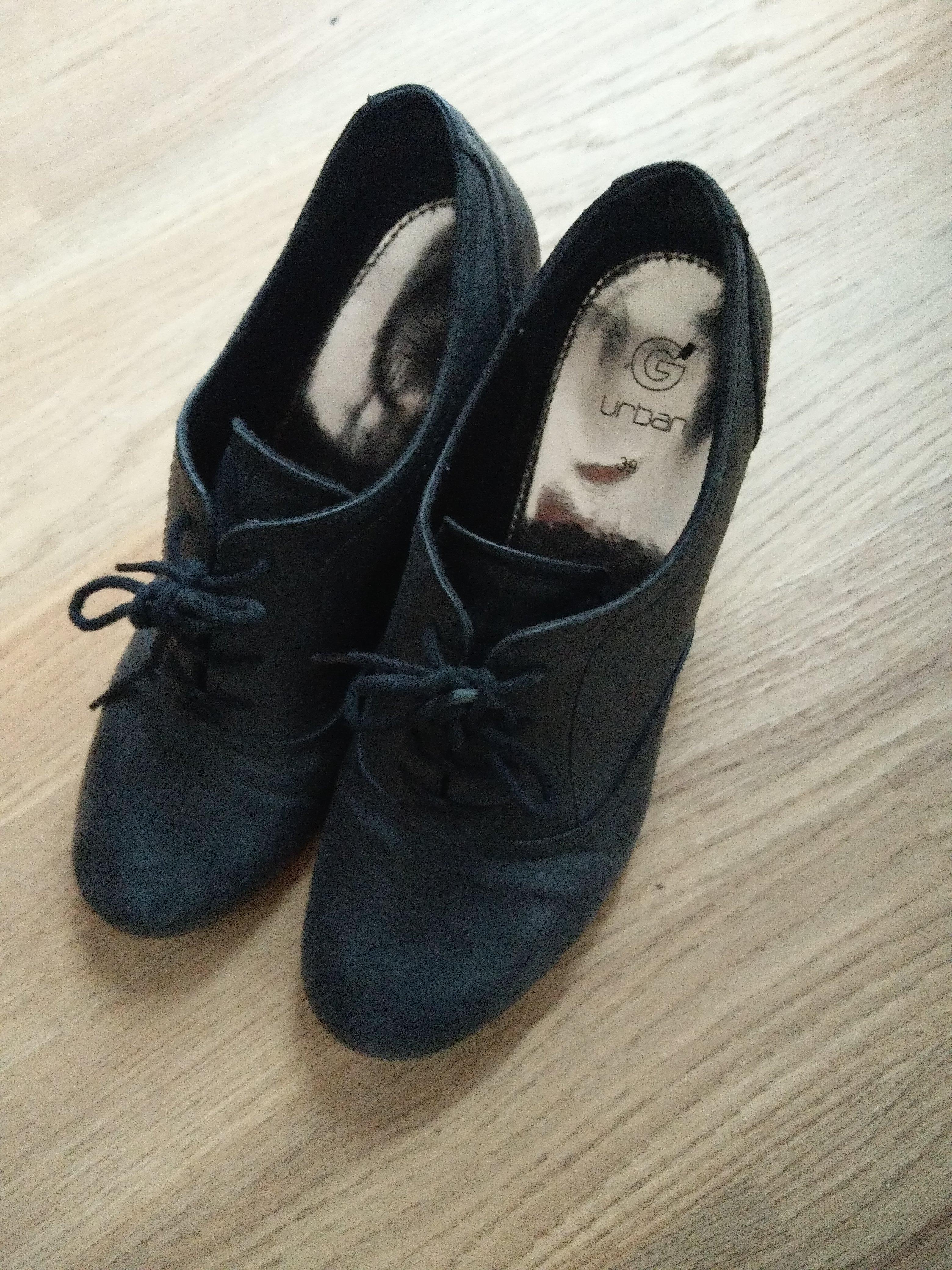 troc de troc chaussure derbies à talon noires image 0