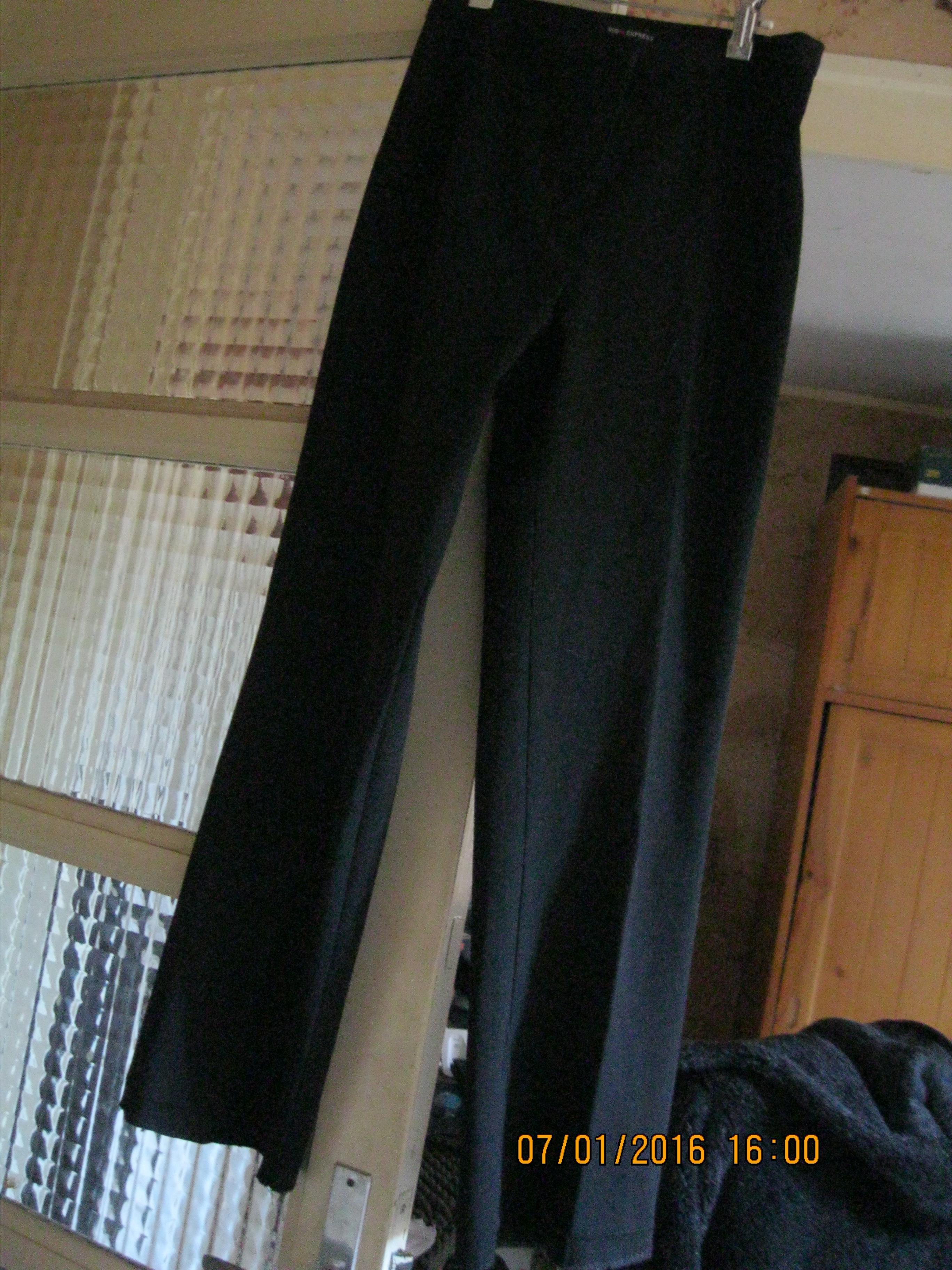 troc de troc pantalon noir taille 34 image 0