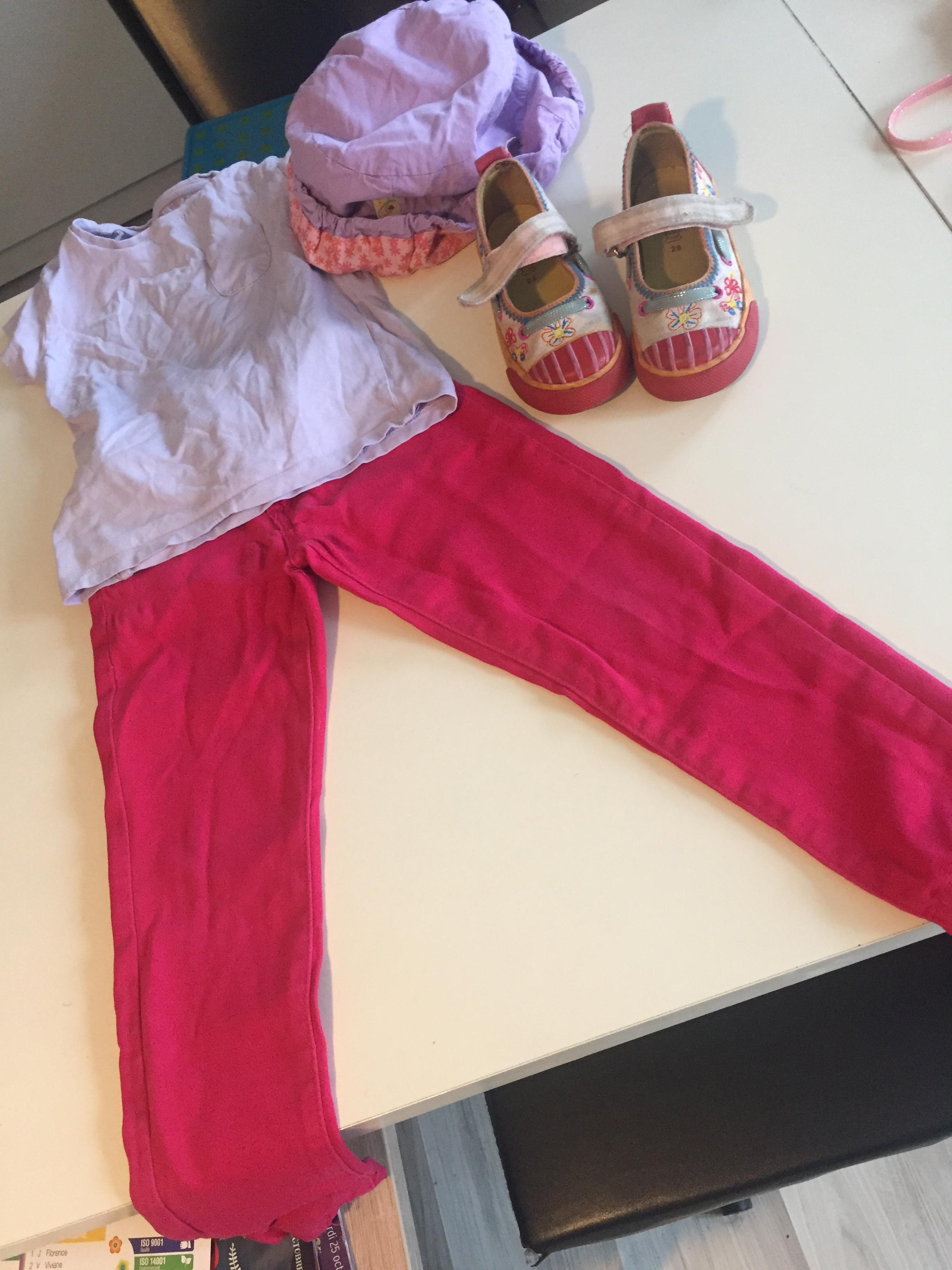 troc de troc lot de vêtements pour petite fille (4 ans) image 0