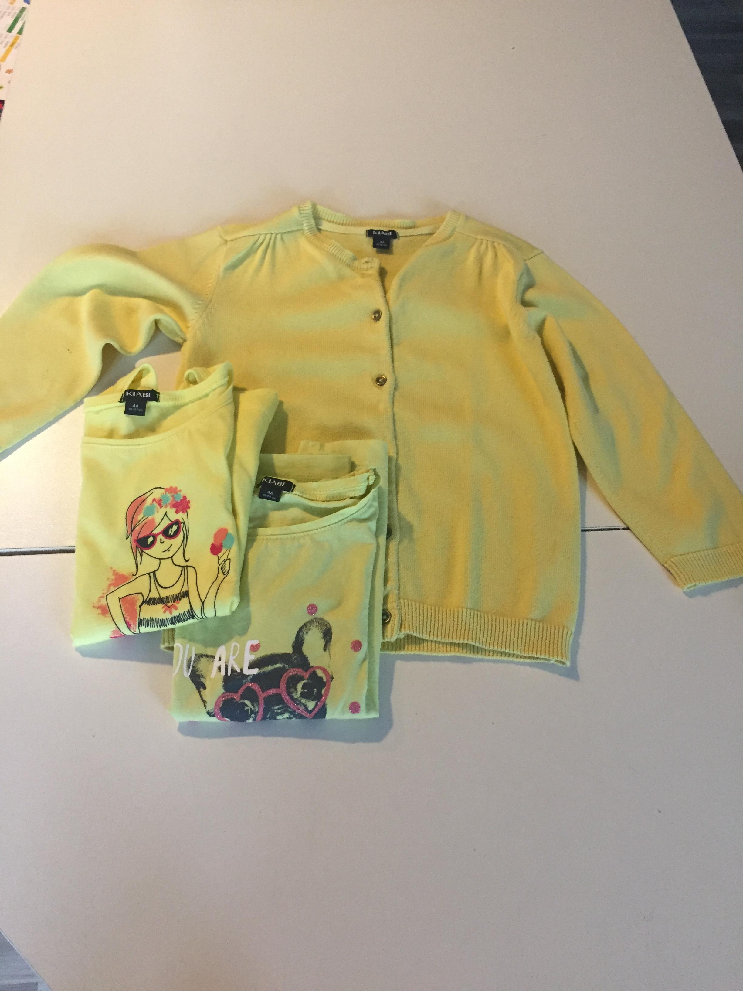 troc de troc lot de vêtements pour petite fille (4 ans) image 0