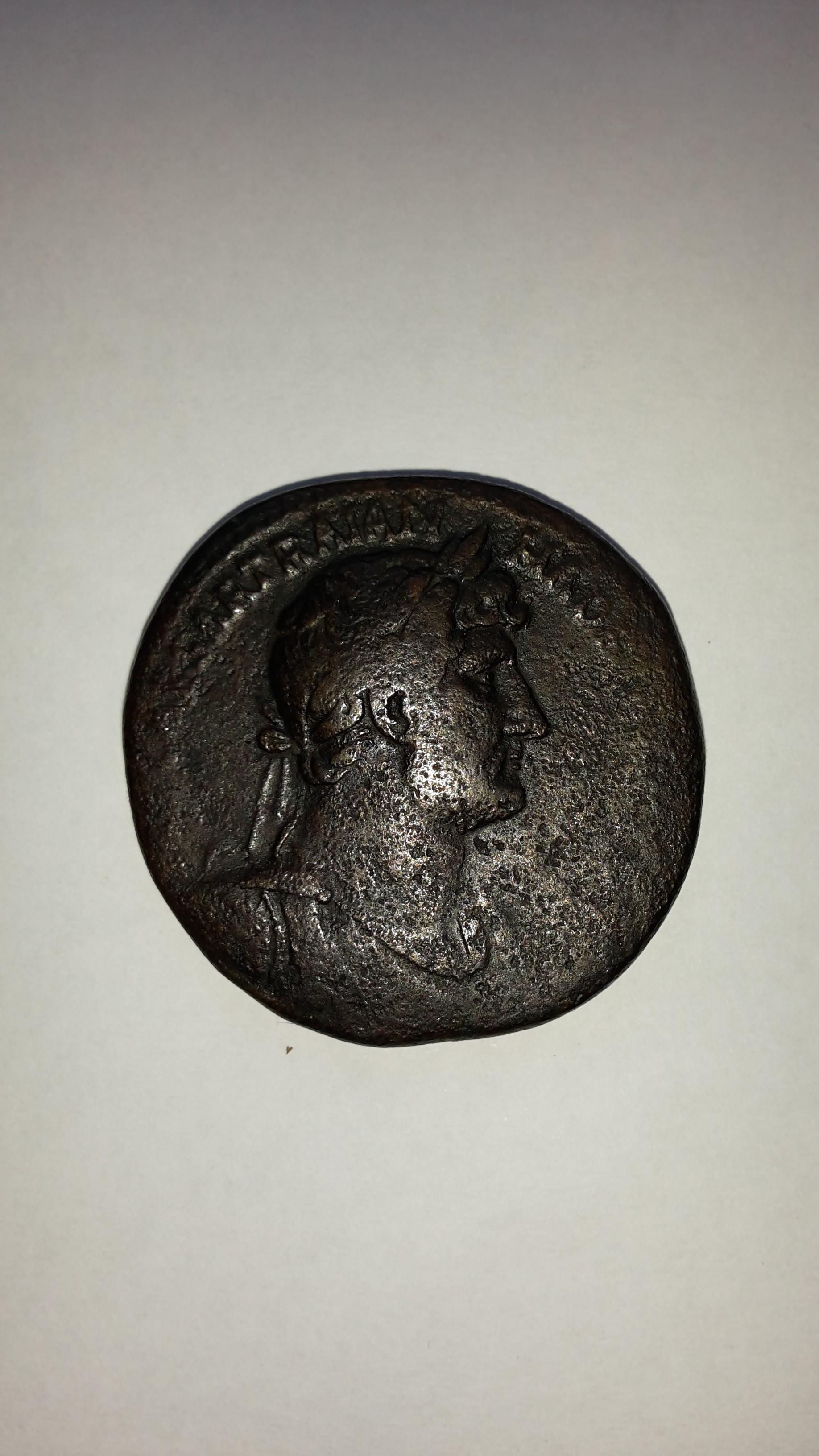 troc de troc hadrien (117-138), sesterce image 0