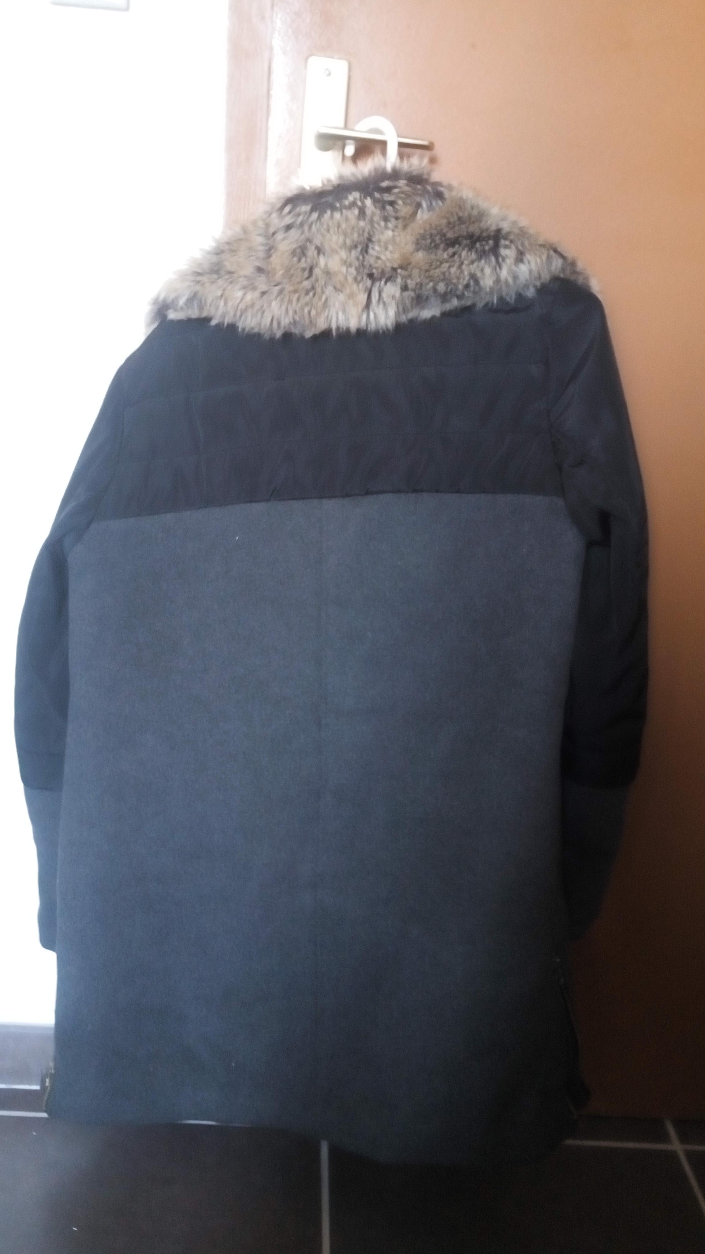 troc de troc manteau zara taille 40 noir&gris image 1